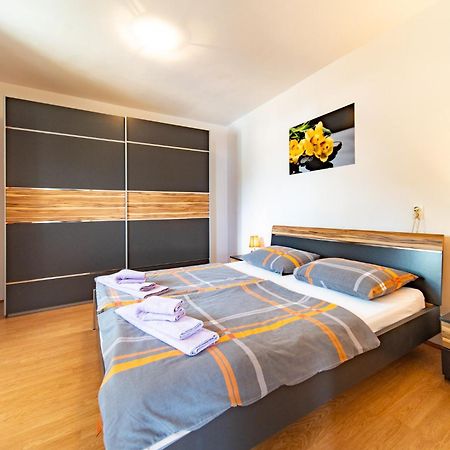 Apartments Lores راب المظهر الخارجي الصورة